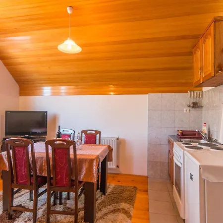 Kod Goluba Na Tari B&B *