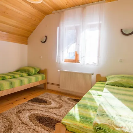 Kod Goluba Na Tari B&B Sljivovica (Zlatibor)