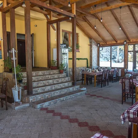 Kod Goluba Na Tari *