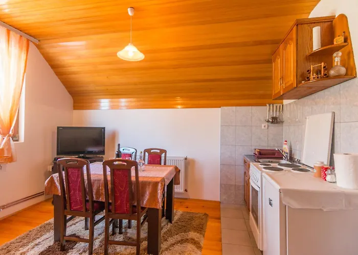 Kod Goluba Na Tari Frühstückspension *